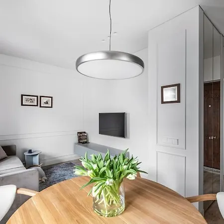 Apartment Feels Like - Jauku Kaip Namuose *
