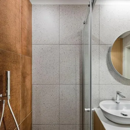 アパート Feels Like - Jauku Kaip Namuose